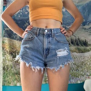Levis cutoffs